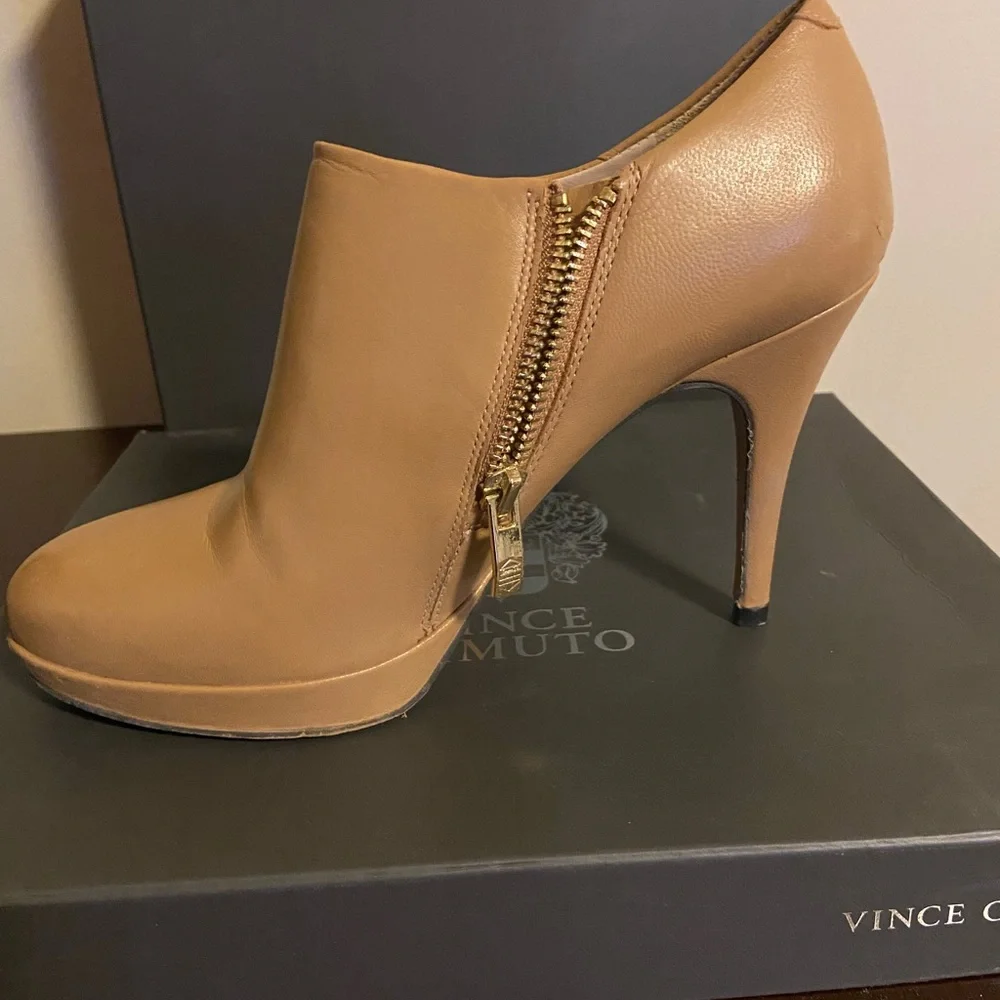 Vince Camuto Tan Women's Heeled Booties - Picture 2 of 10
